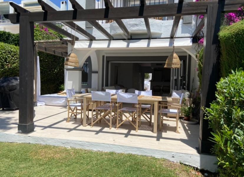 Las Pergolas マルベーリャ エクステリア 写真